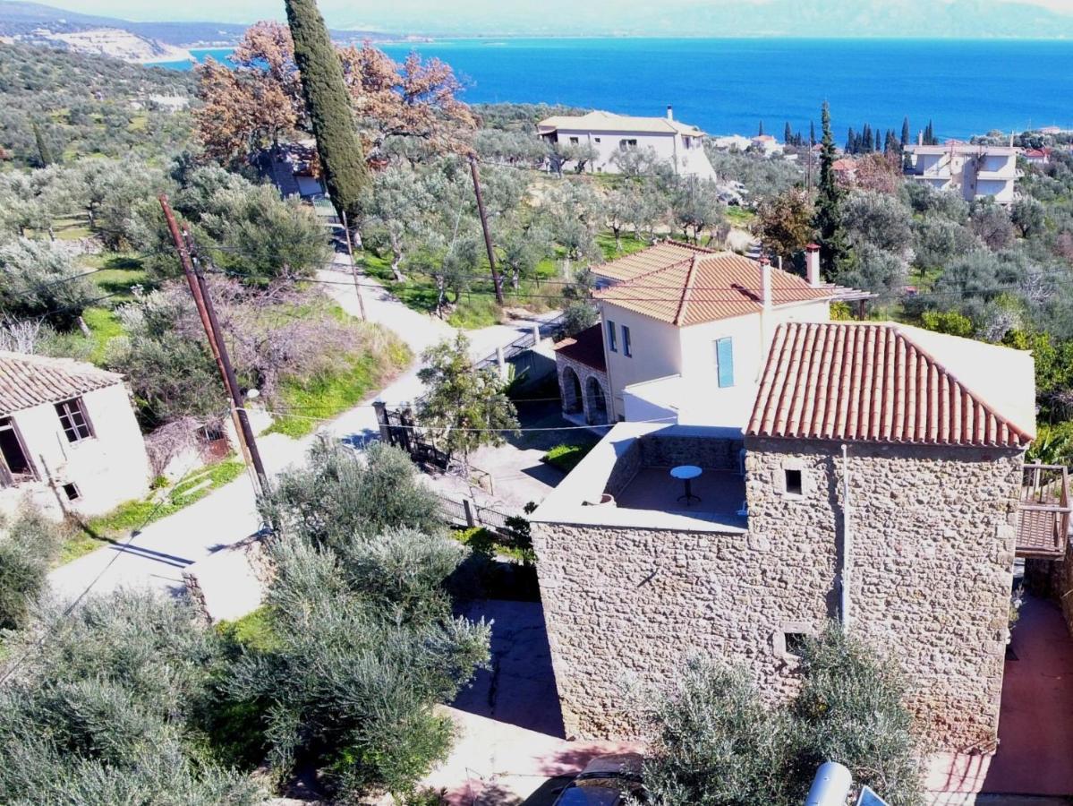 Pyrgos 1869 Villa ยีธิโอ ภายนอก รูปภาพ