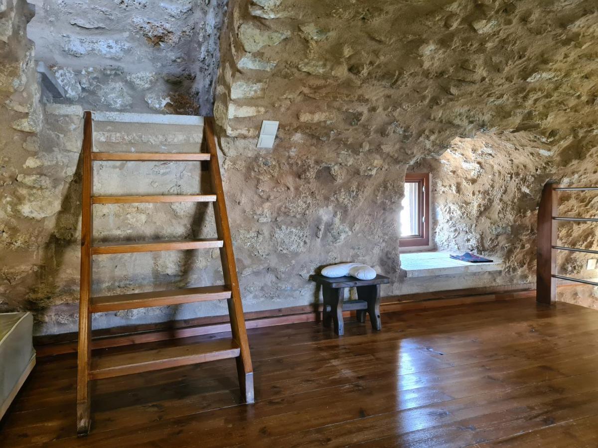 Pyrgos 1869 Villa ยีธิโอ ภายนอก รูปภาพ