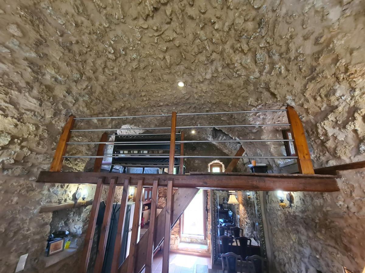 Pyrgos 1869 Villa ยีธิโอ ภายนอก รูปภาพ