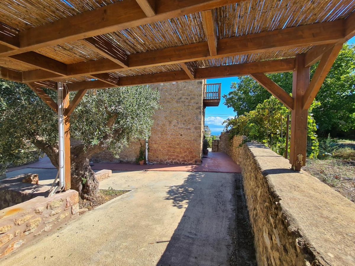 Pyrgos 1869 Villa ยีธิโอ ภายนอก รูปภาพ